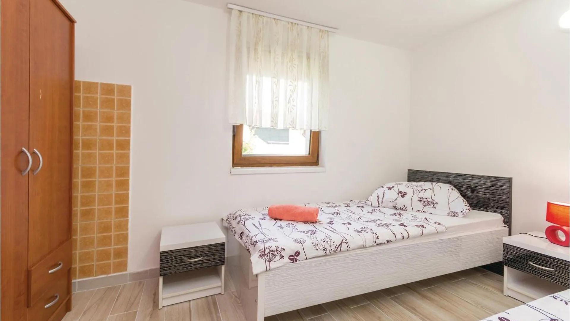 Holiday home Cozy Home In Pakostane With Kitchen
