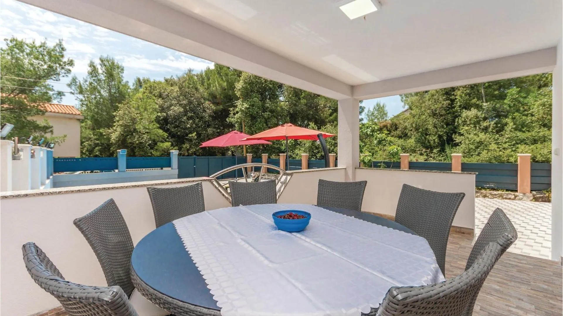 Holiday home Cozy Home In Pakostane With Kitchen Croatia