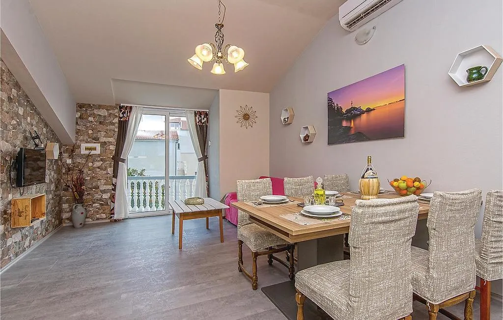 Cozy Home In Pakostane With Kitchen 0*,  Croatia