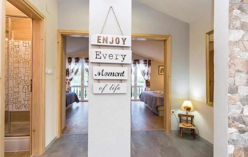 Cozy Home In Pakostane With Kitchen 0*,  Croatia