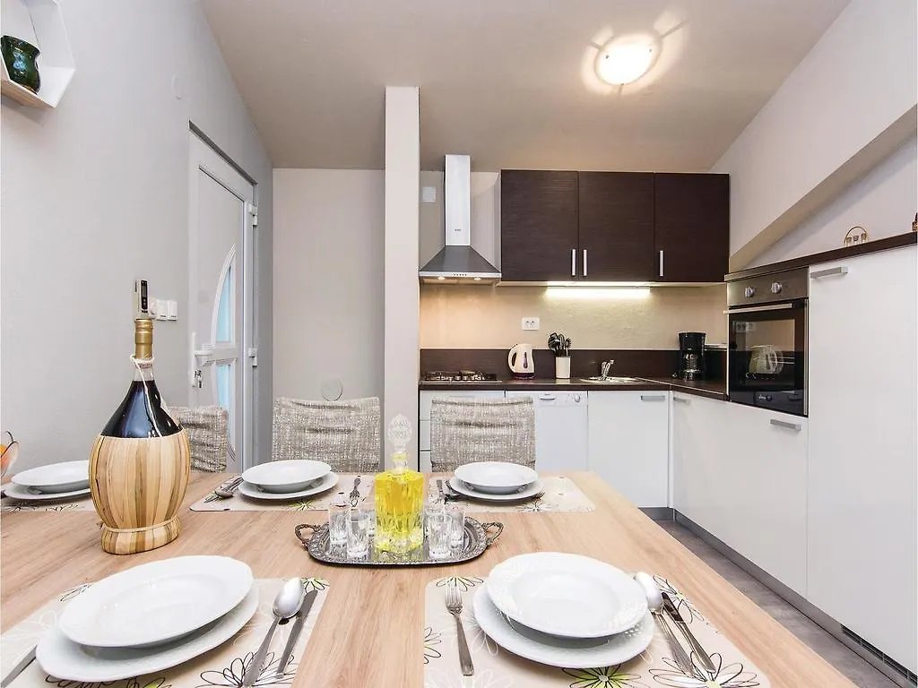 Cozy Home In Pakostane With Kitchen 0*,  Croatia