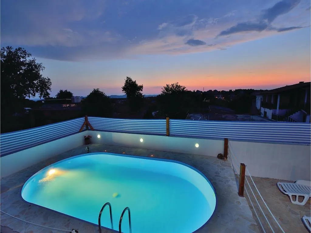 Cozy Home In Pakostane With Kitchen Holiday home